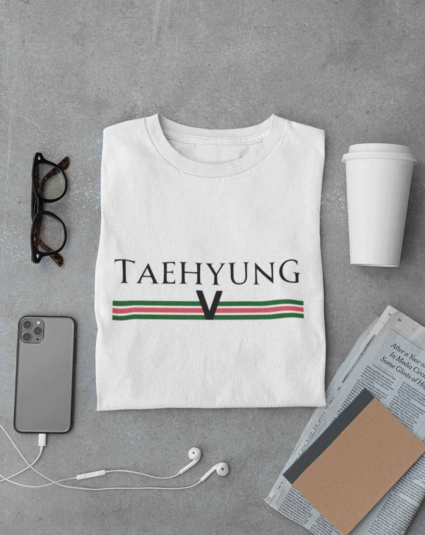 Taehyung Classic Unisex T-shirt - Koral Dusk