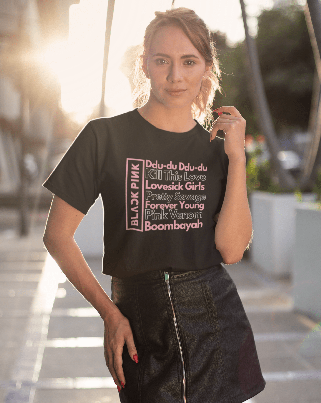 BLACKPINK Anthems T-shirt - Koral Dusk